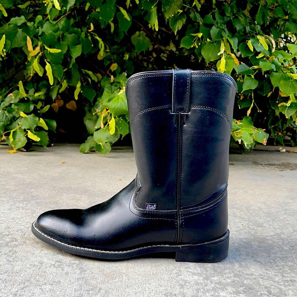 Black Justin Cowboy Boots